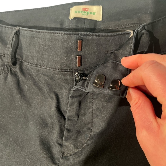 Dockers Golf Women's Black Golf Pants 10 - Picture 4 of 4